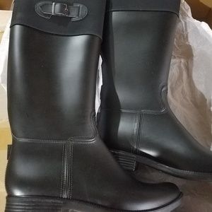 Womens rain boots